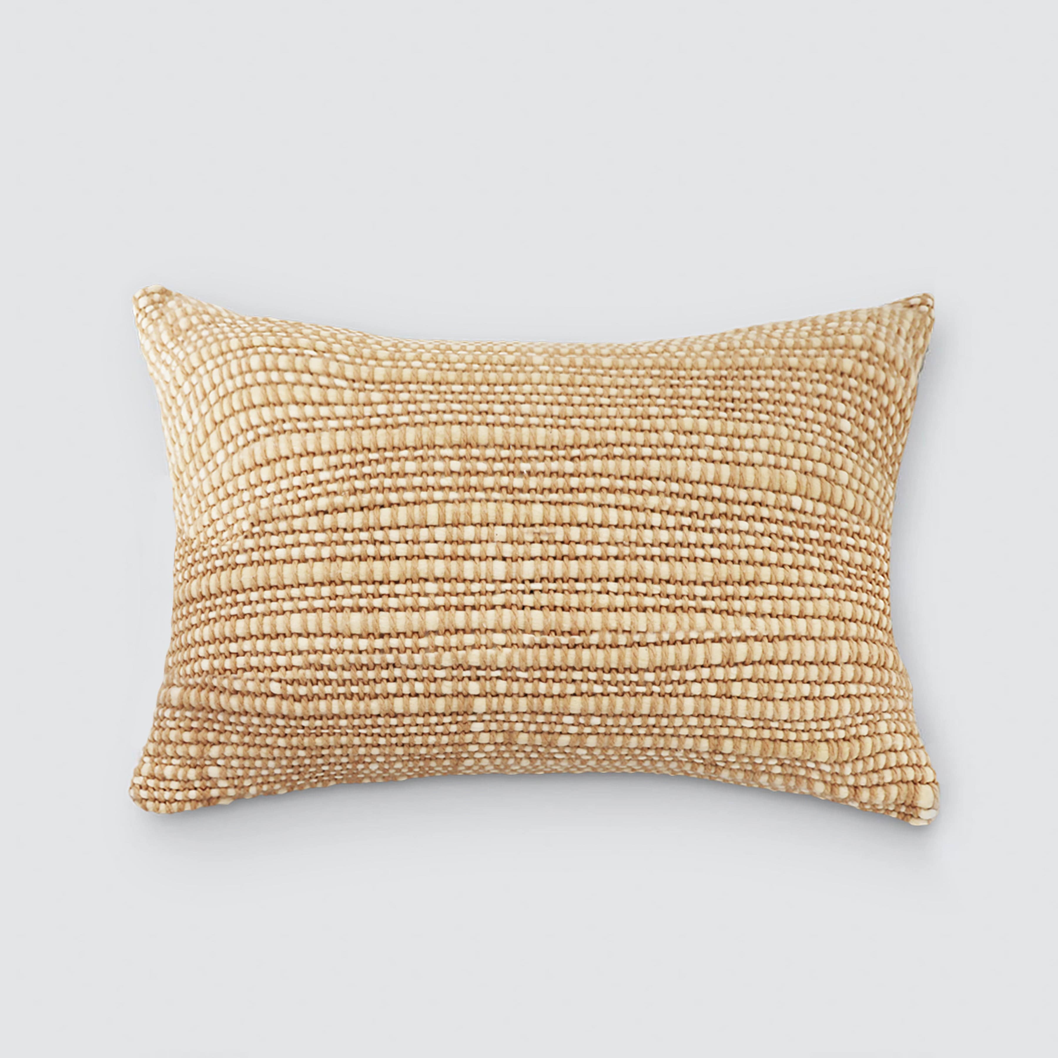 Isidora Pillow