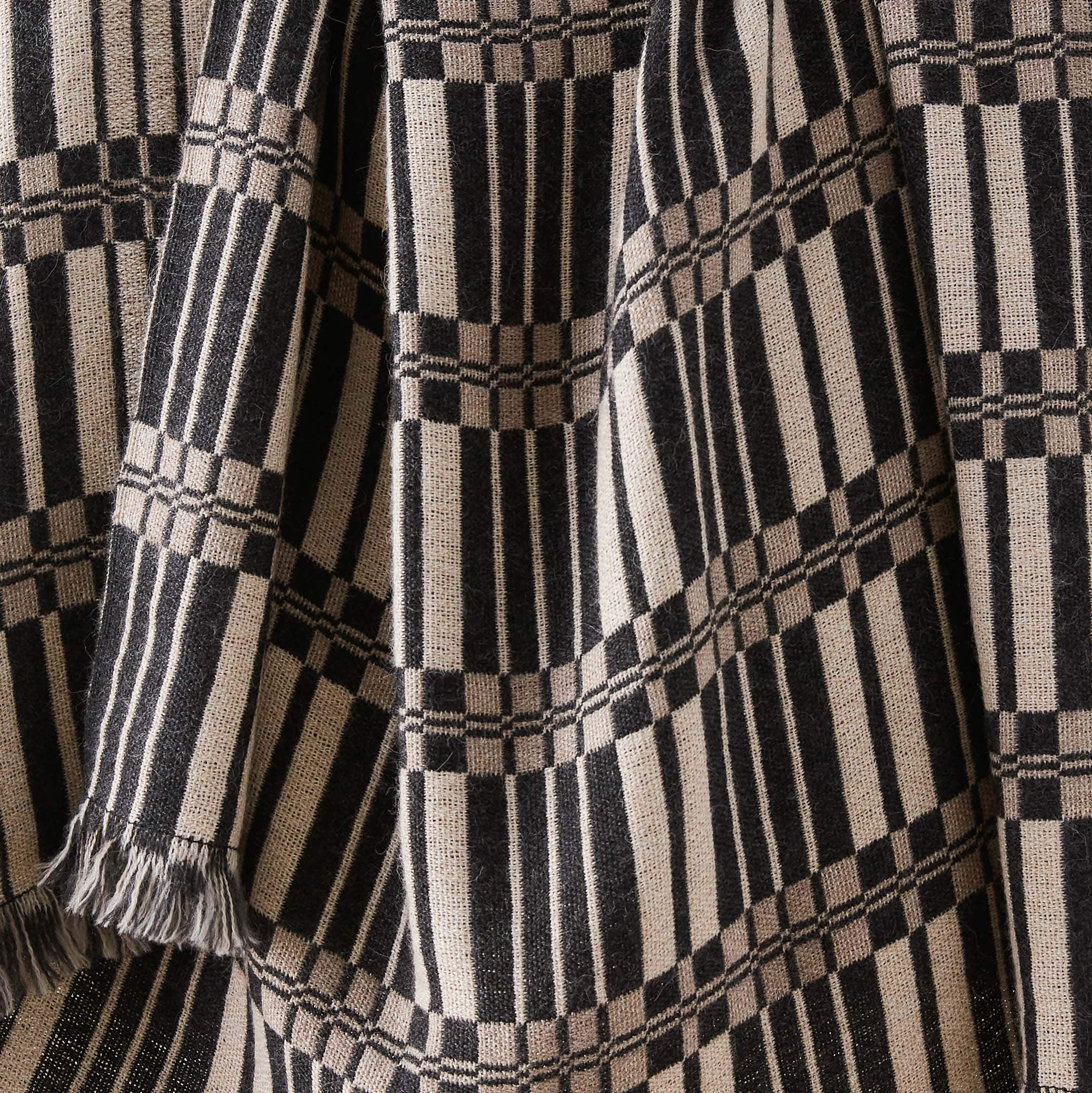 Olmo Alpaca Throw