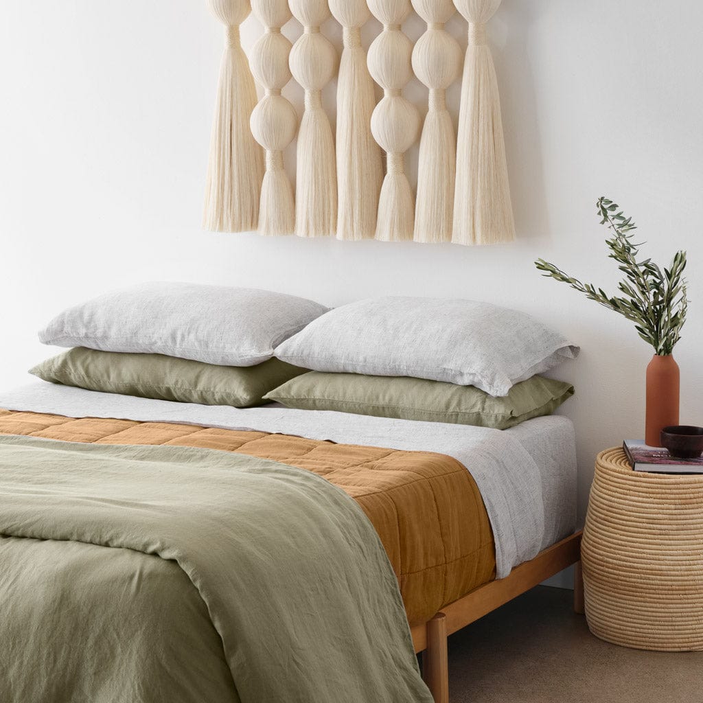 Stonewashed Linen Throw
