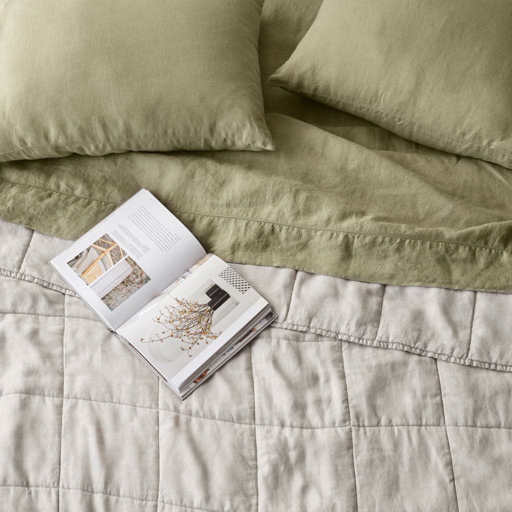 Stonewashed Linen Throw